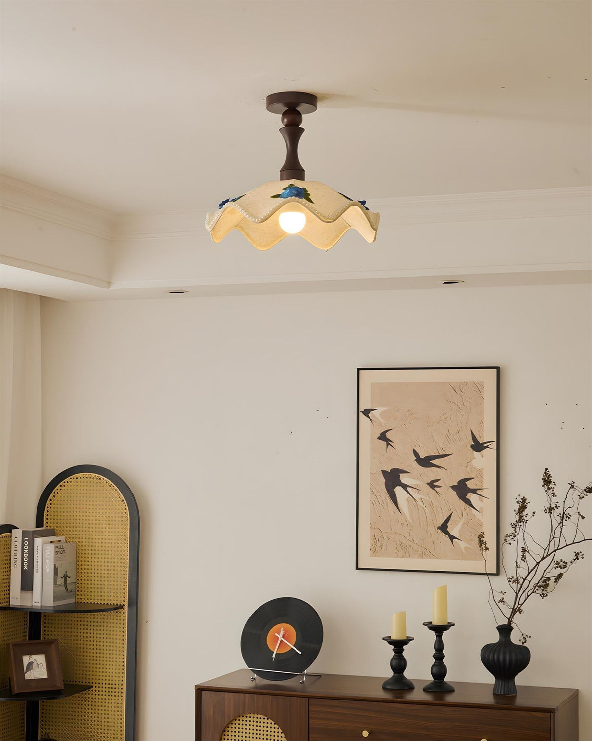 Cirirel Wavy Ceiling Lamp