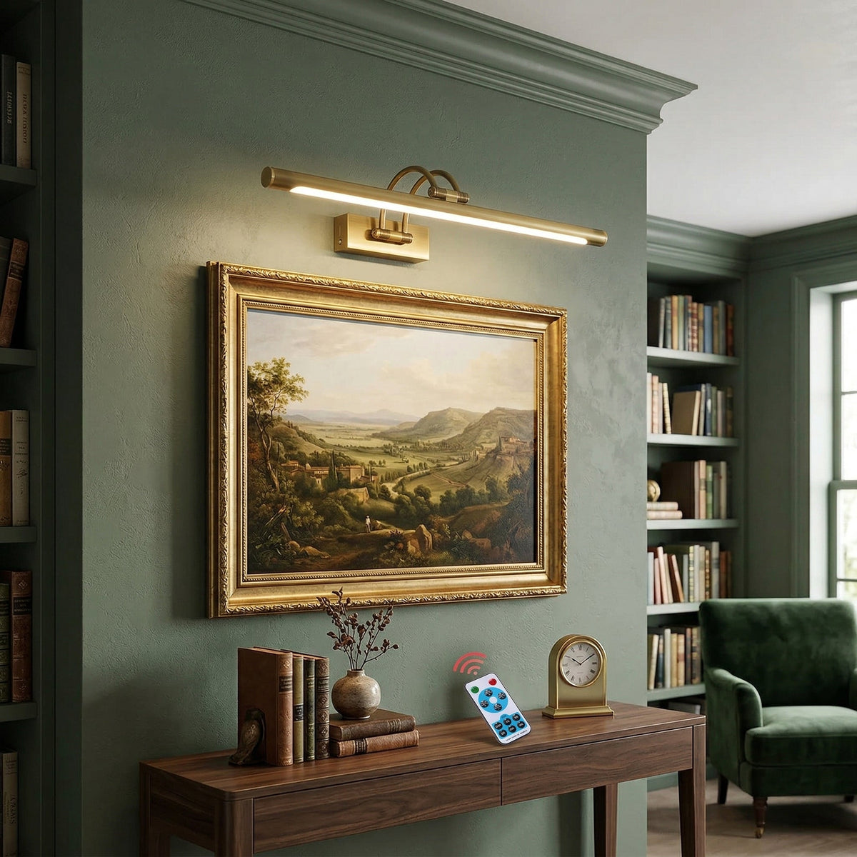 Rovienne Wall Lamp
