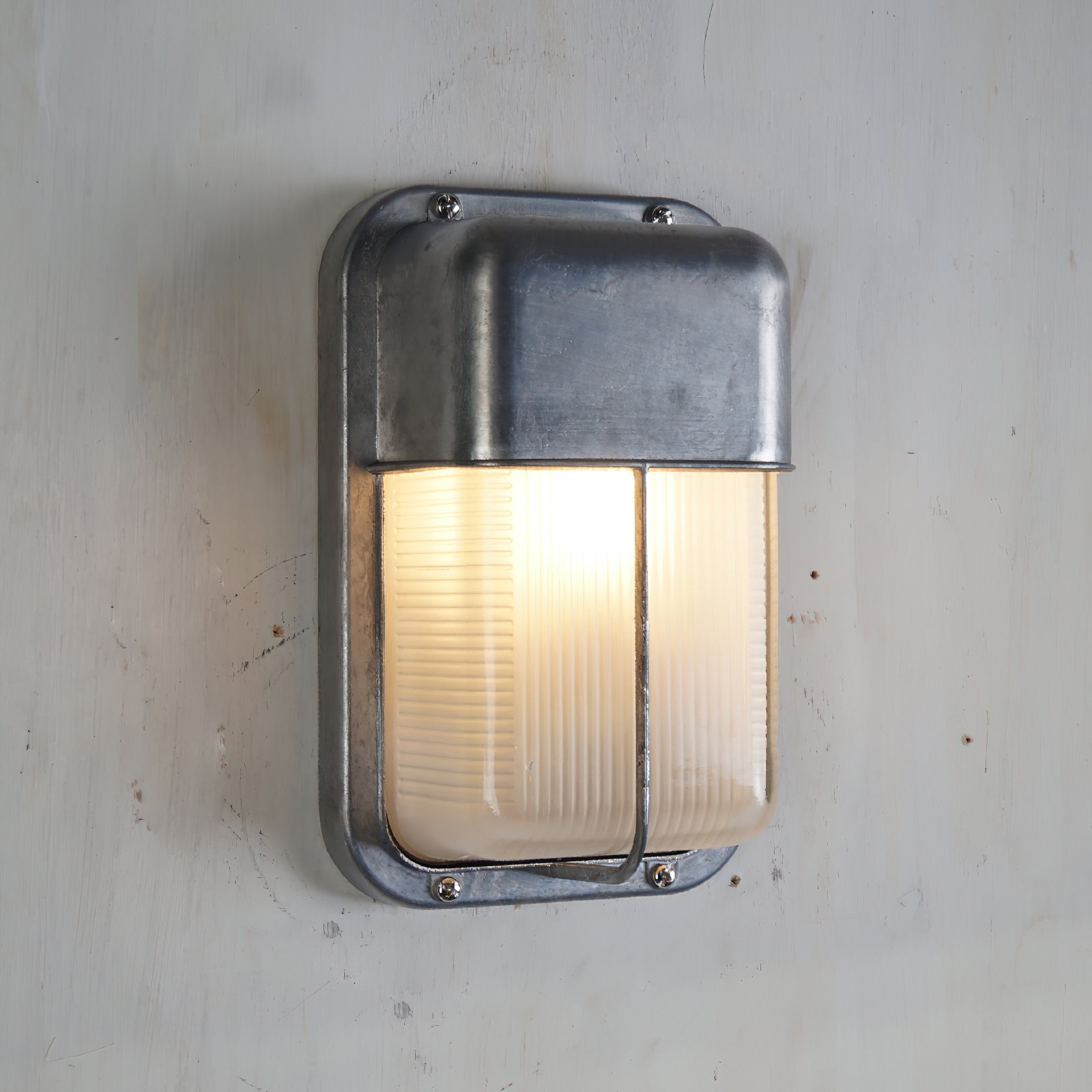 Olcarila Vintage Outdoor Glass Sconce Wall Lamp