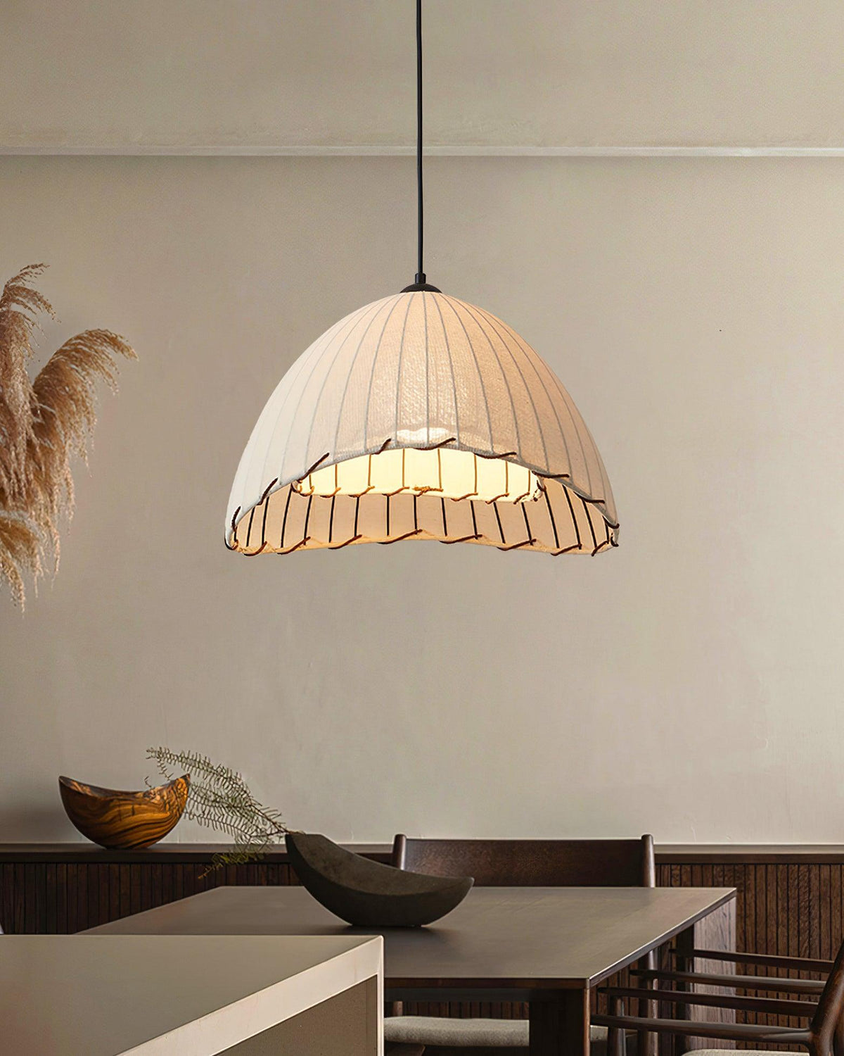 Seloeria Pendant Light
