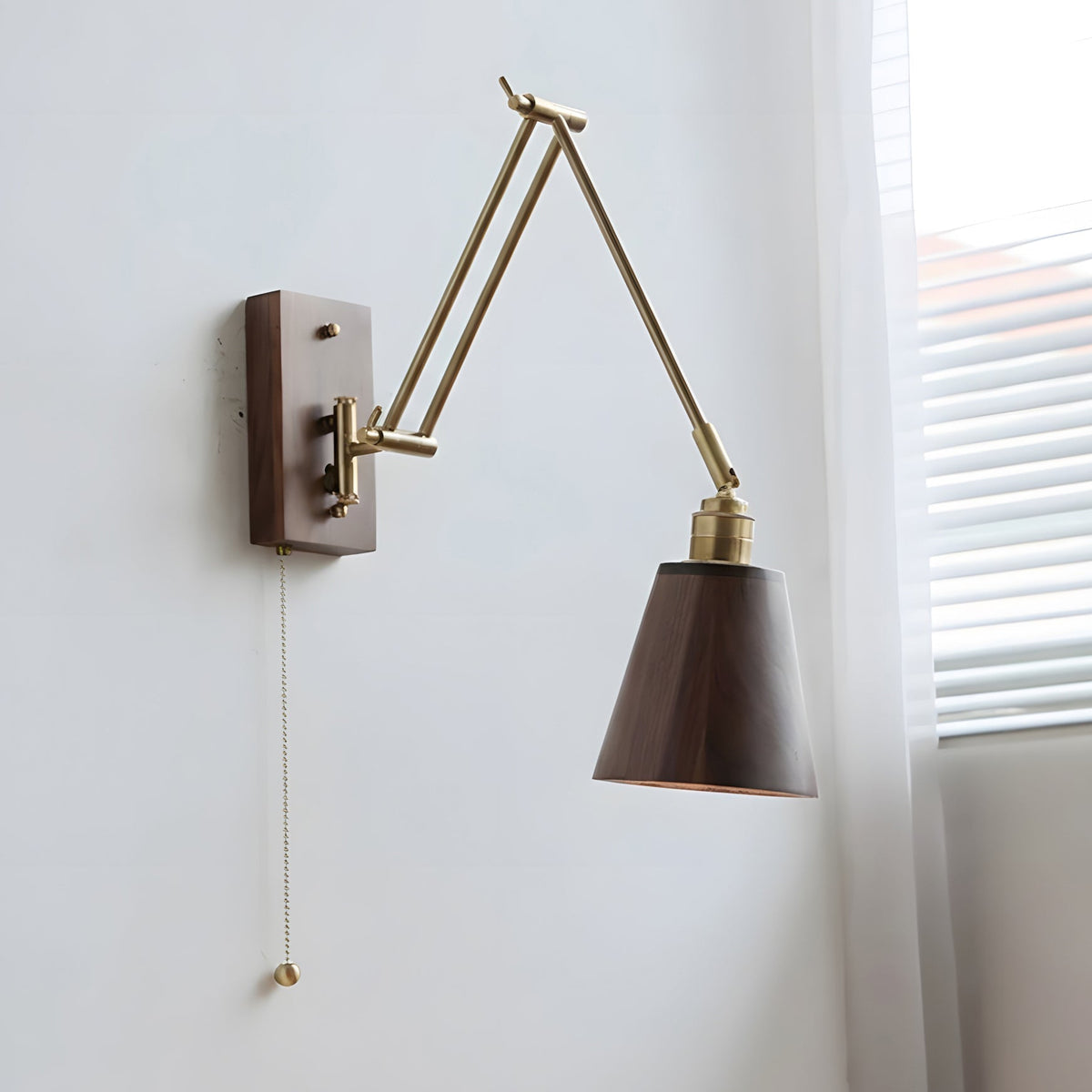 Viraaenne Wall Lamp