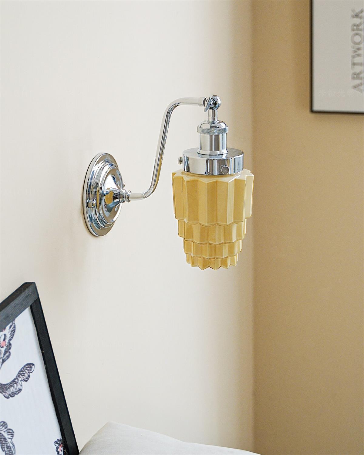 Velerella Wall Lamp