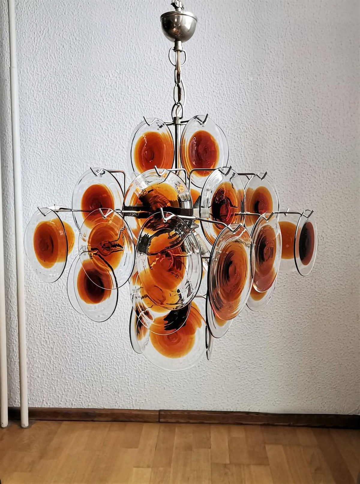 Eirorora Glass Chandelier