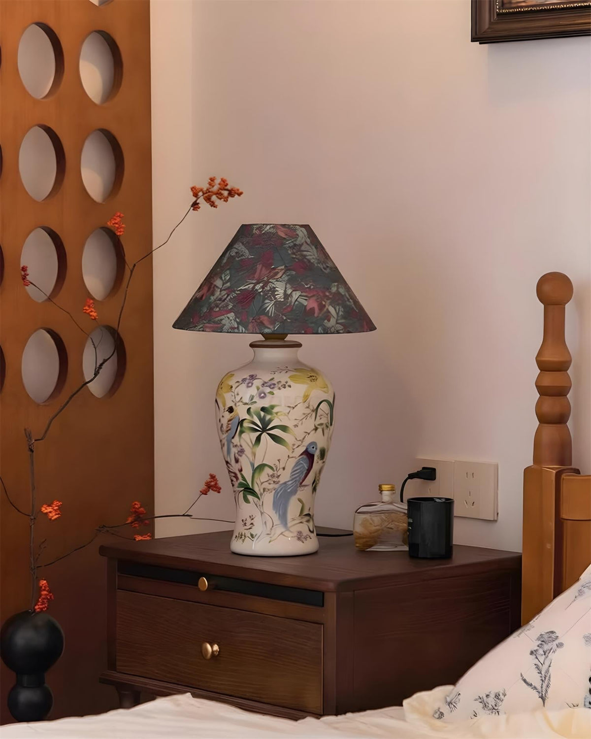 Velaneria Table Lamp