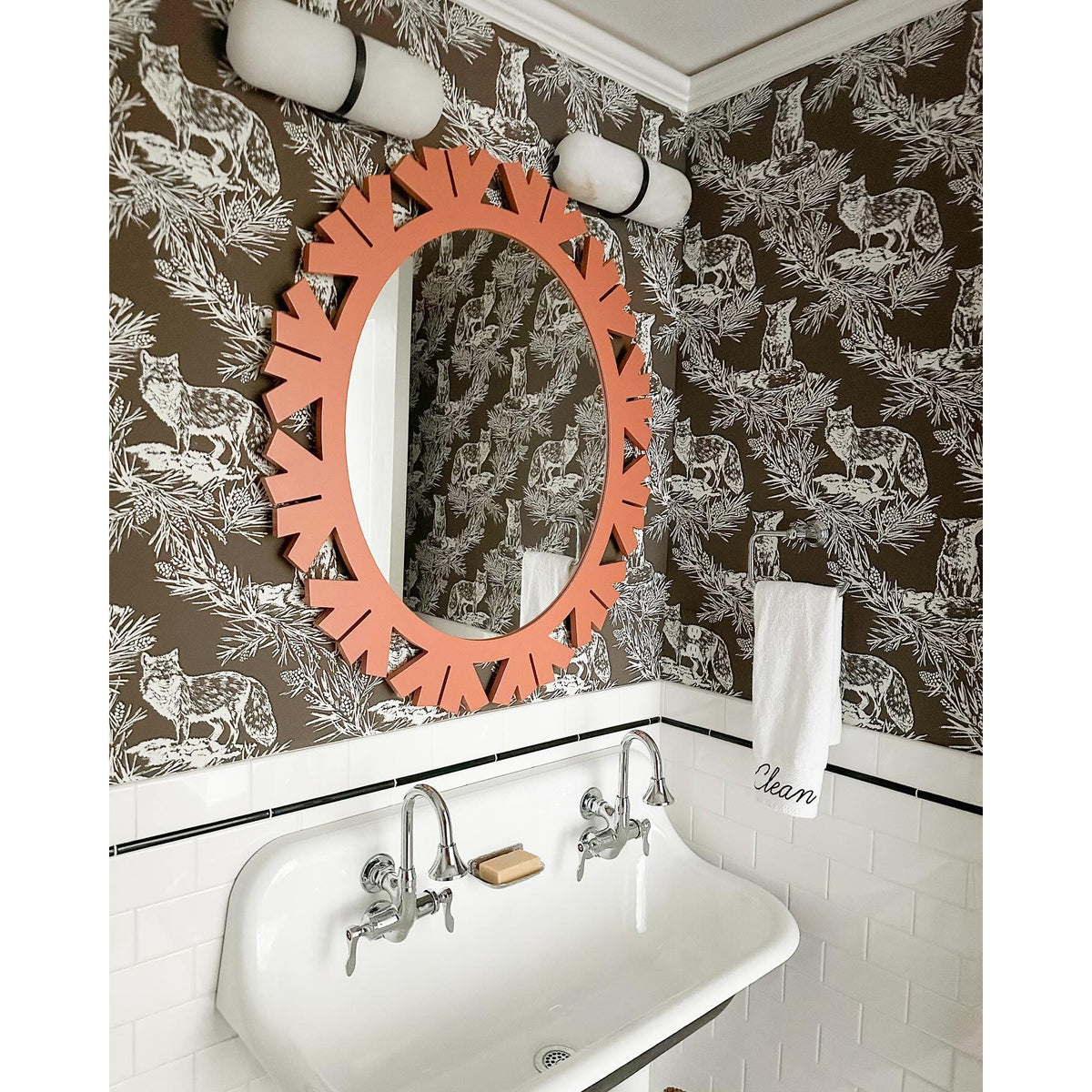 Albanora Pill Form Alabaster Sconce Wall Lamp