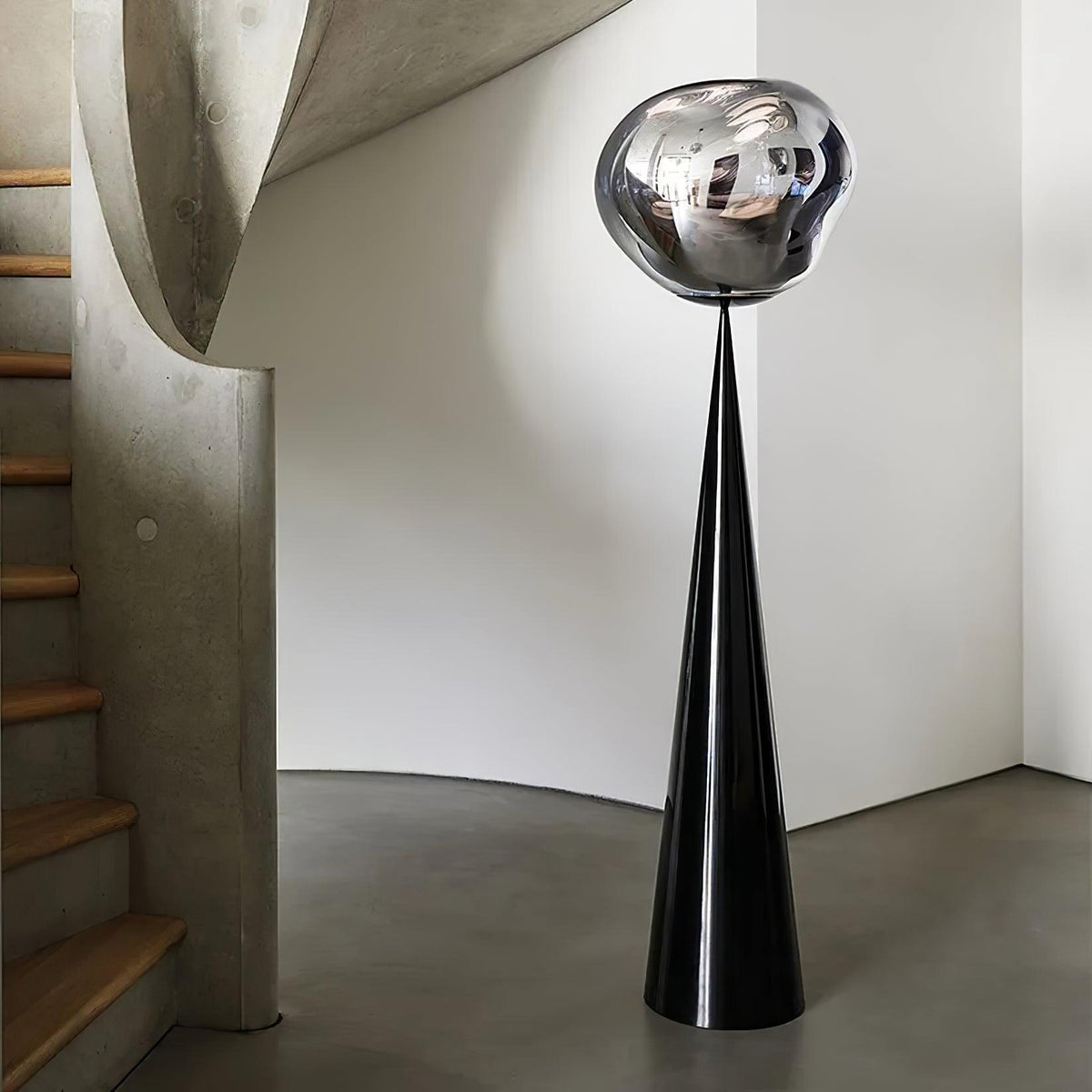 Rivaline Floor Lamp