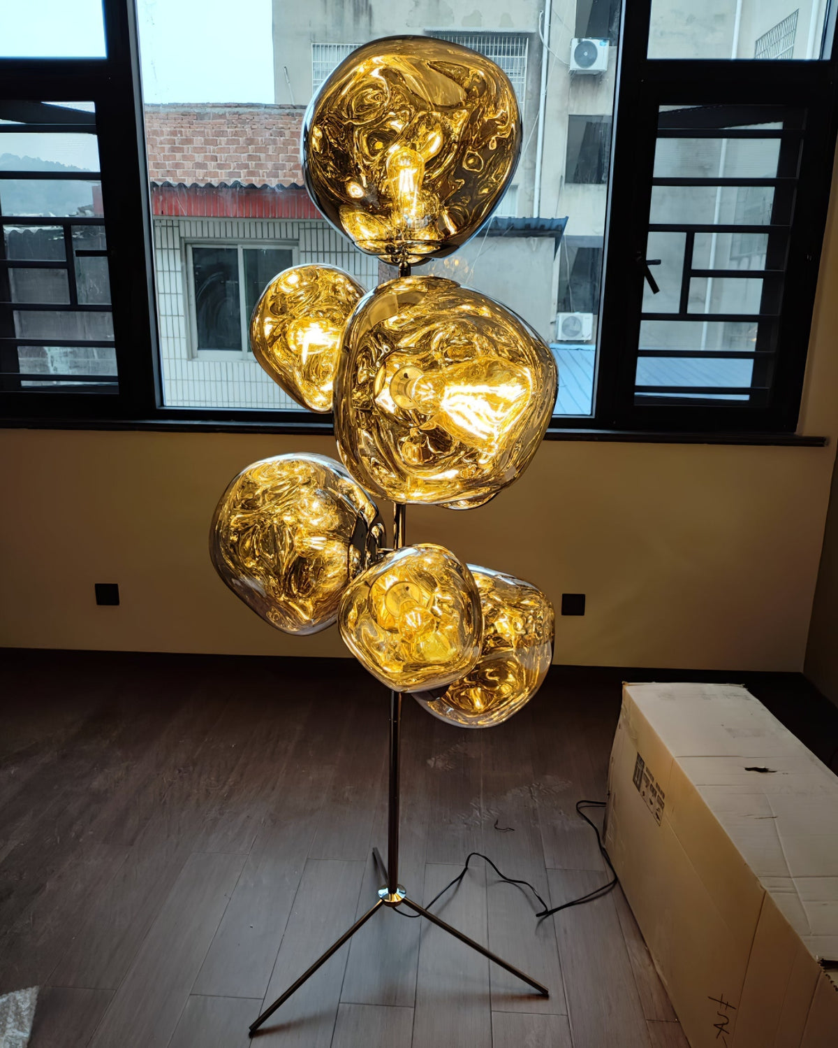 Calalielle Floor Lamp