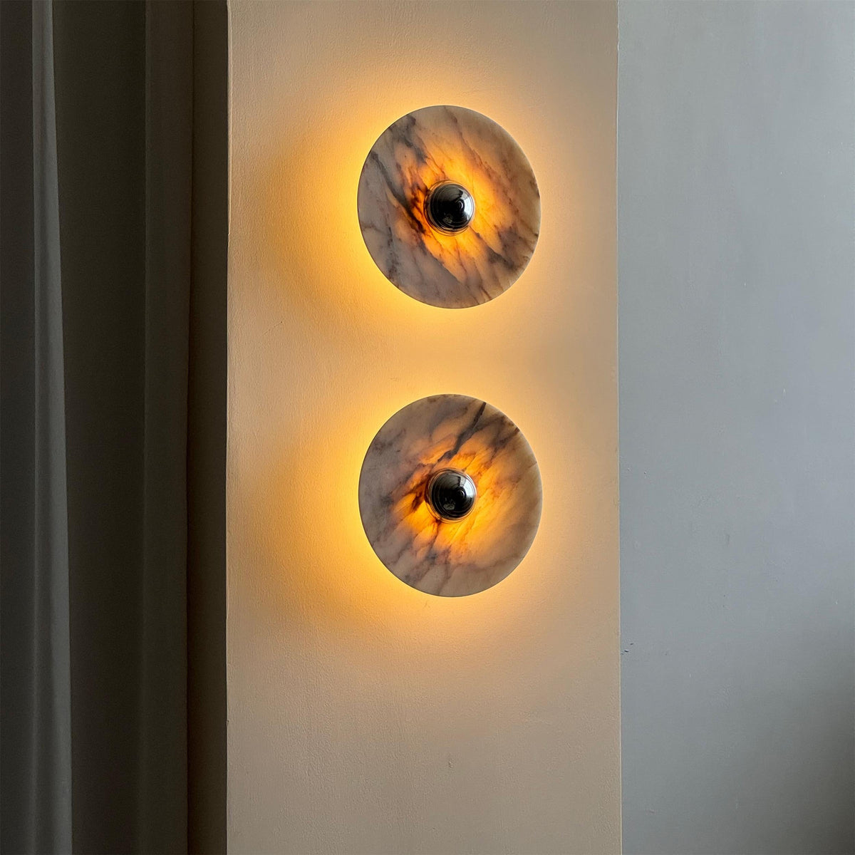 Liorenielle Wall Lamp