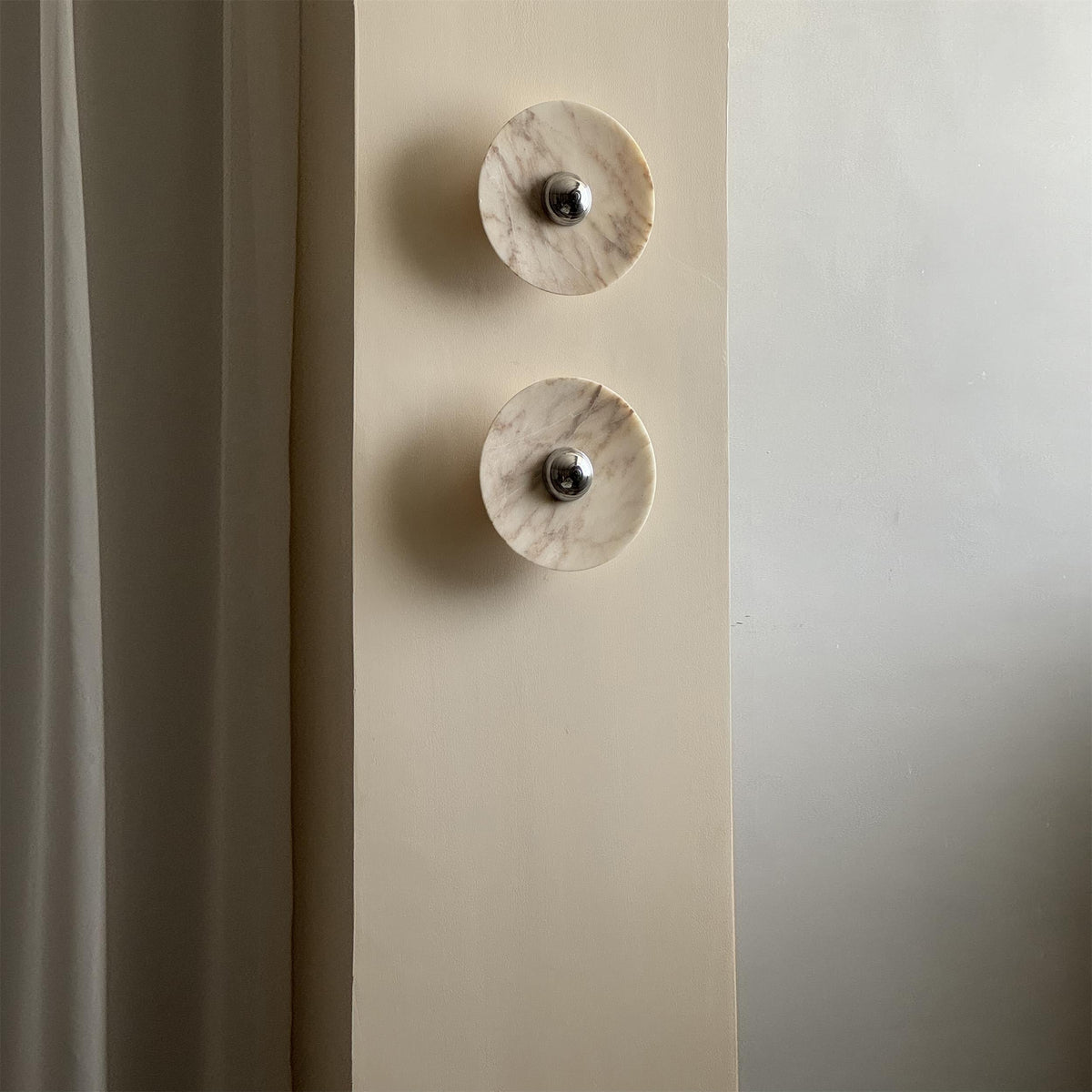 Liorenielle Wall Lamp
