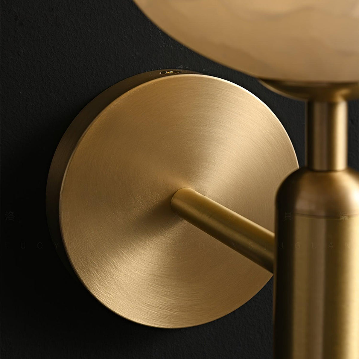 Nivarina Floral Alabaster Brass Wall Light