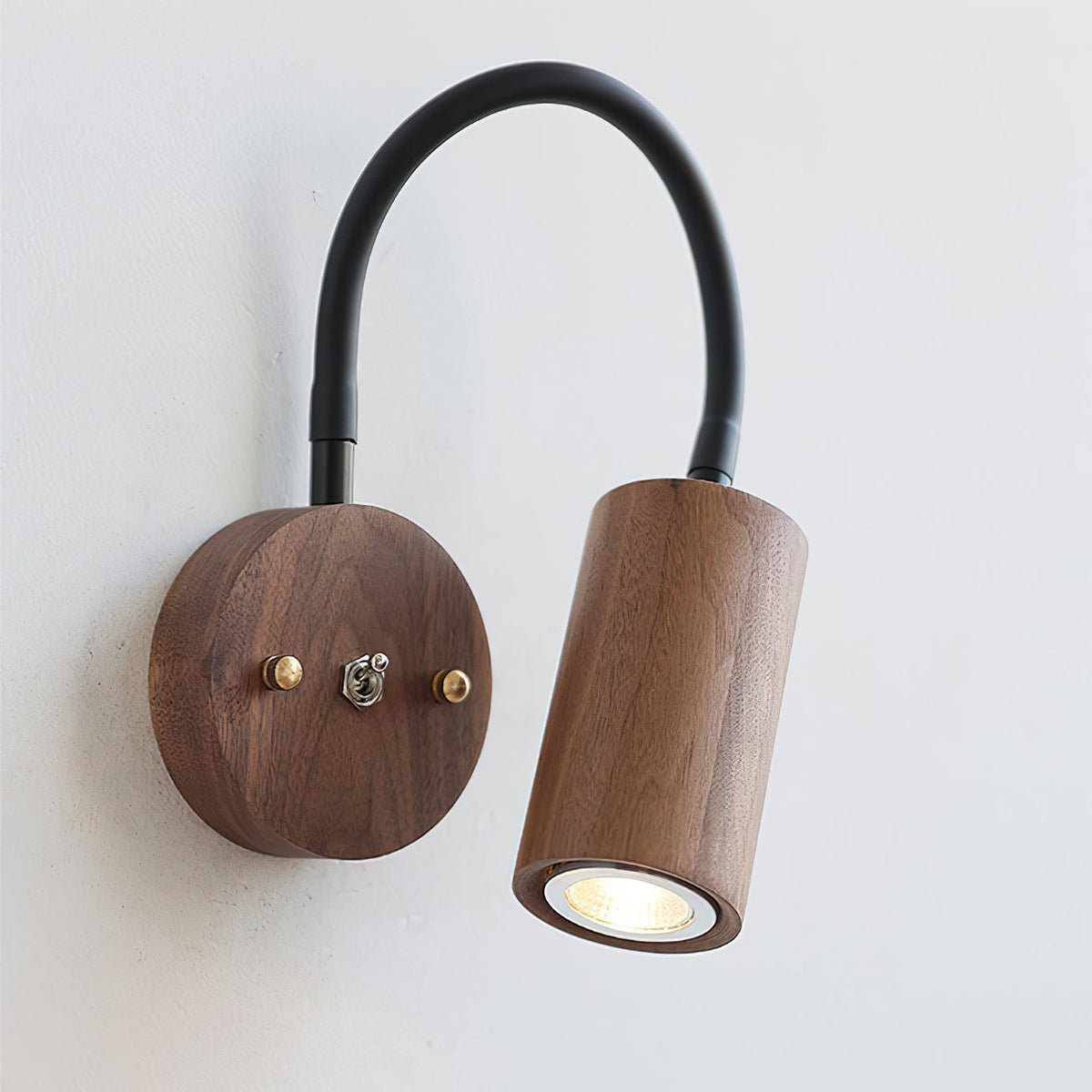 Selaora Wall Lamp