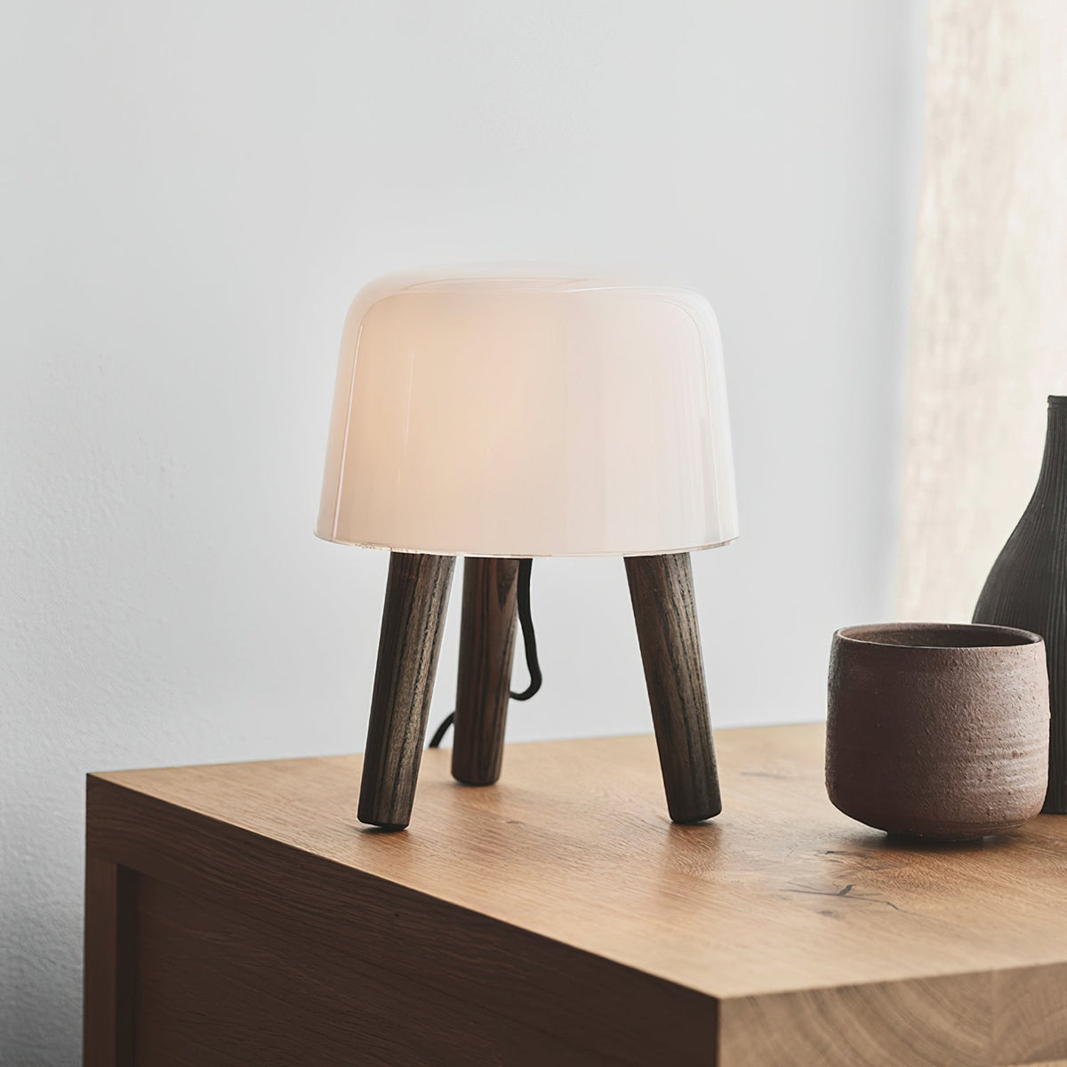 Velanaine Table Lamp