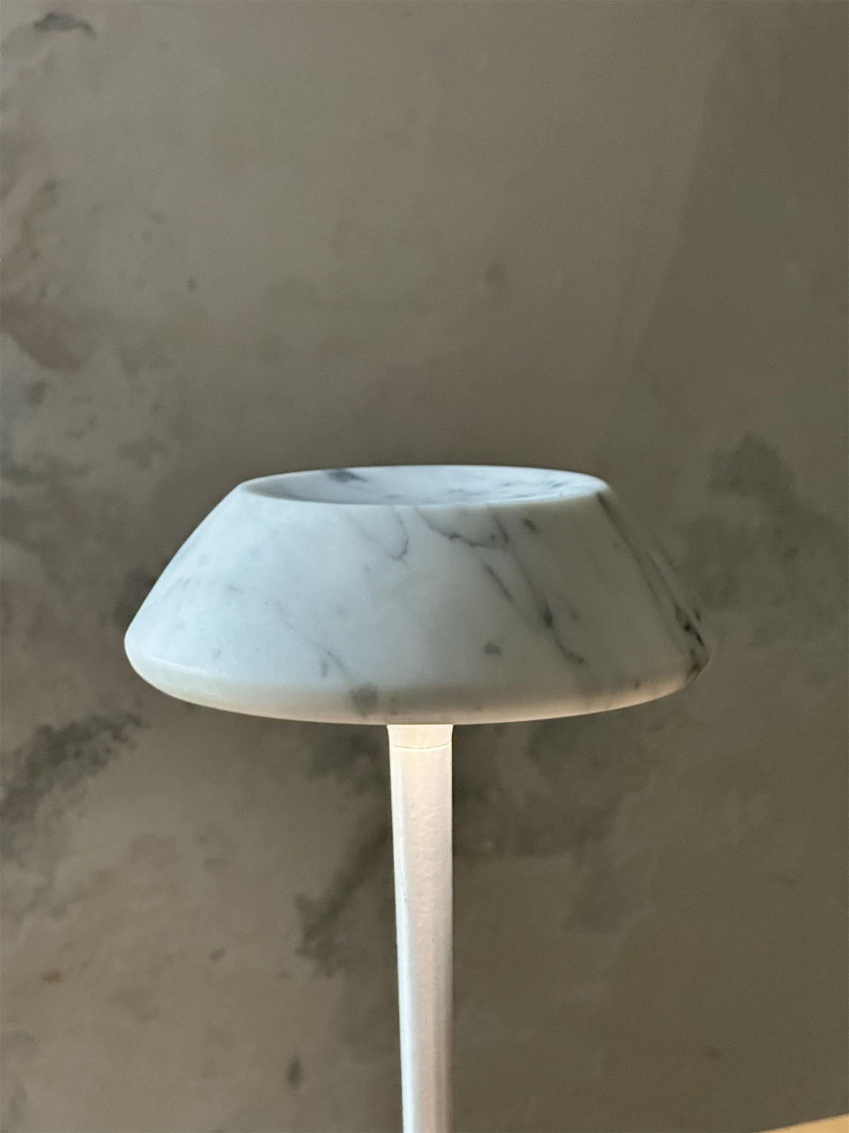 Mini Fiore Table Lamp (built-in battery)