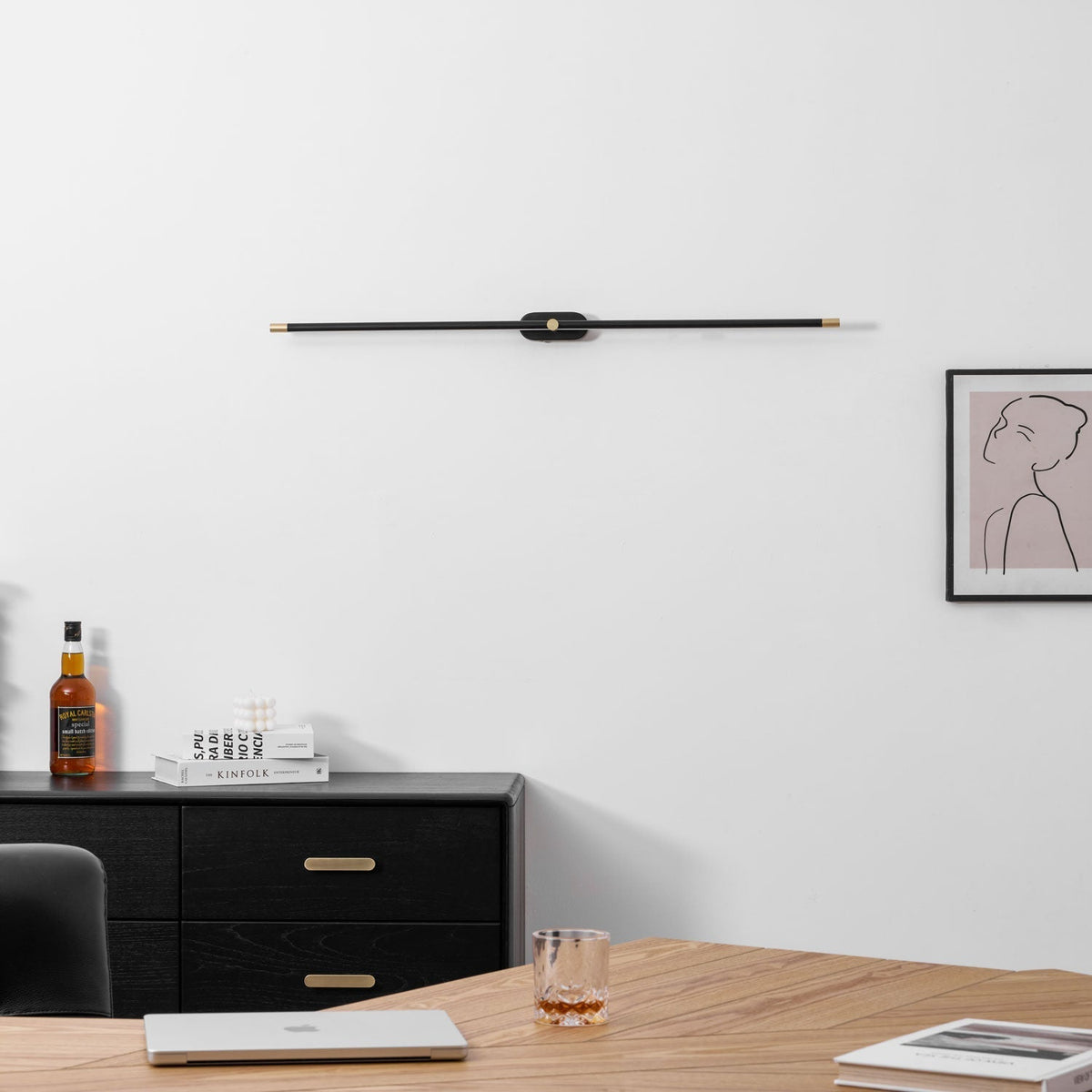 Viraaielle Wall Lamp