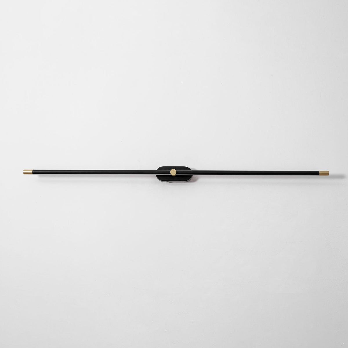Viraaielle Wall Lamp