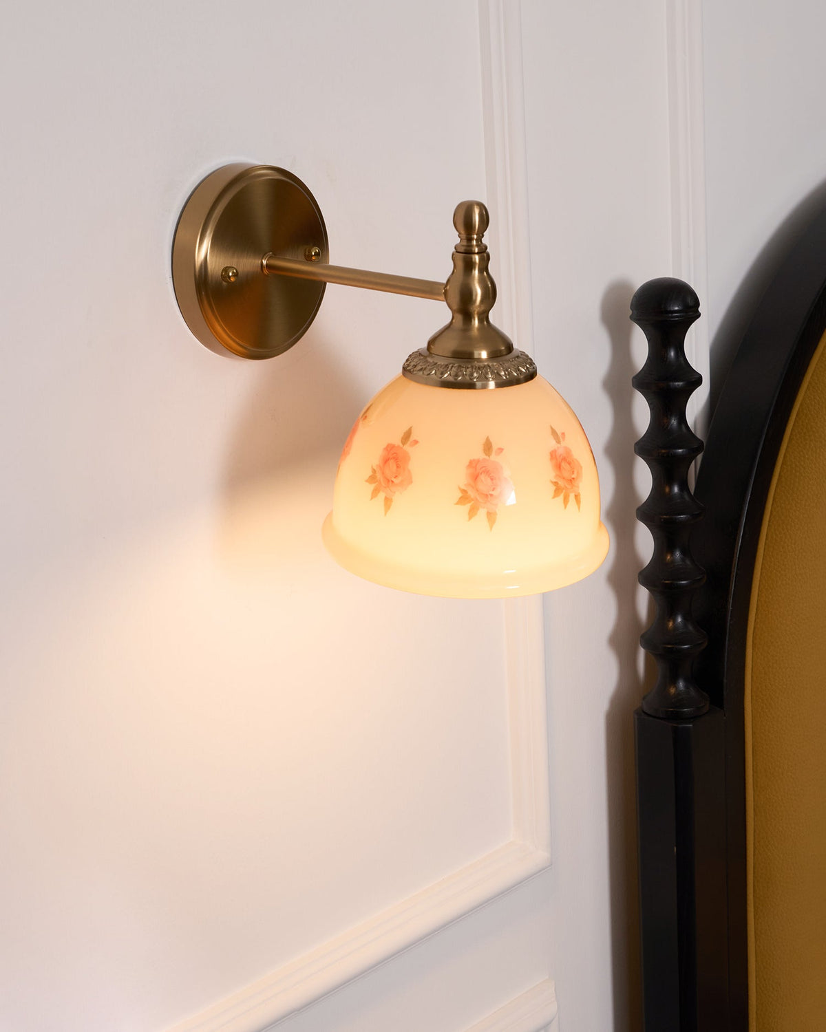 Mishya Floral Wall Lamp