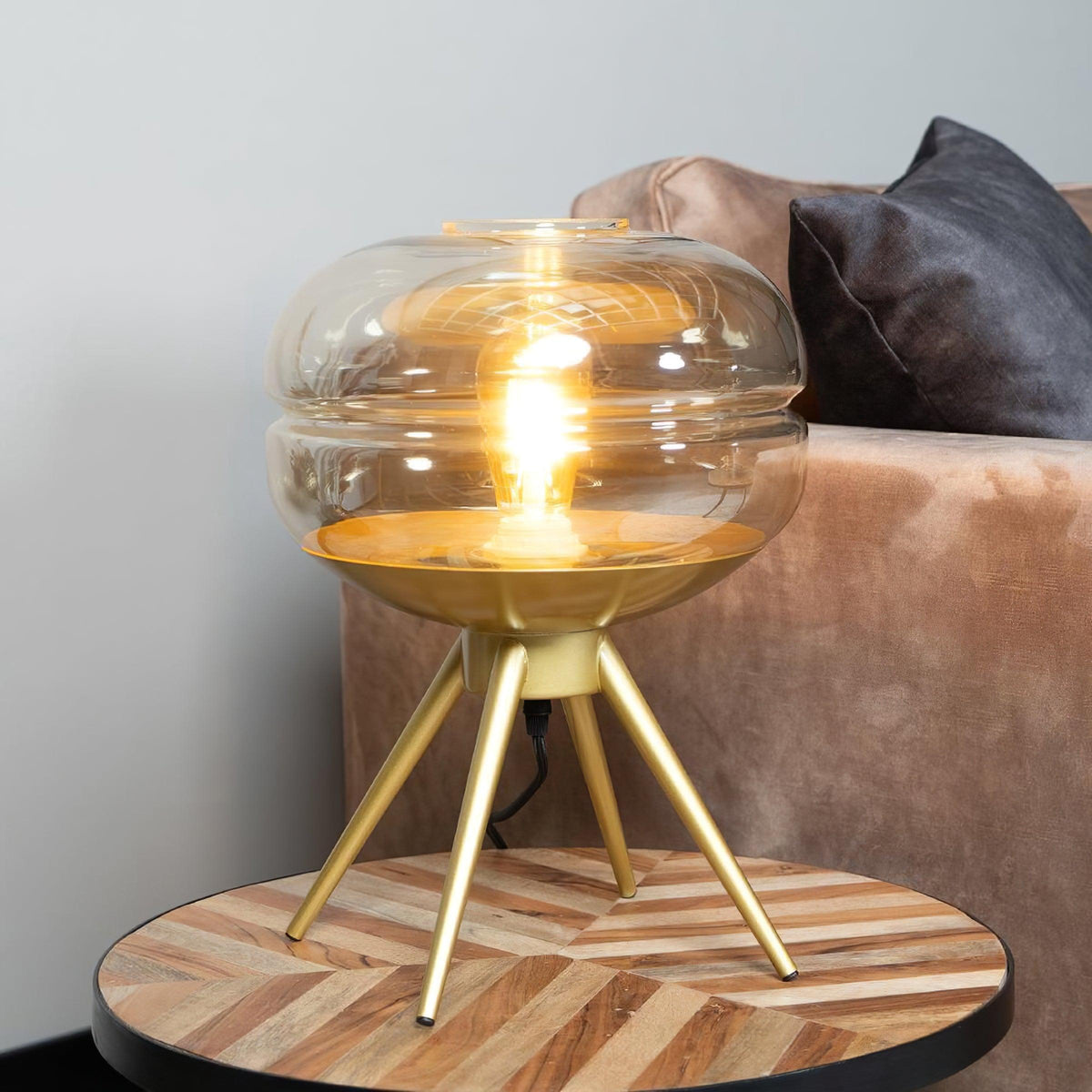 Lumaira Moda Table Lamp