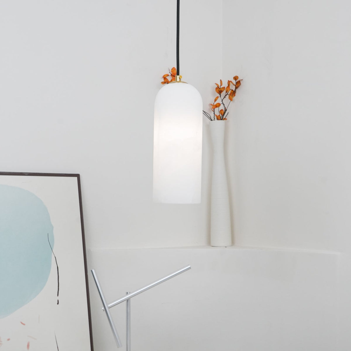 Nivenira Cylindrical Alabaster Pendant Light