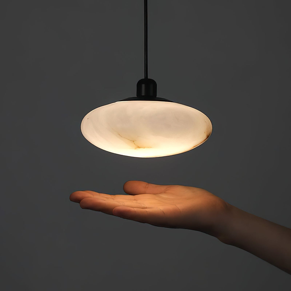 Cuthean Brass Alabaster Pendant Lamp