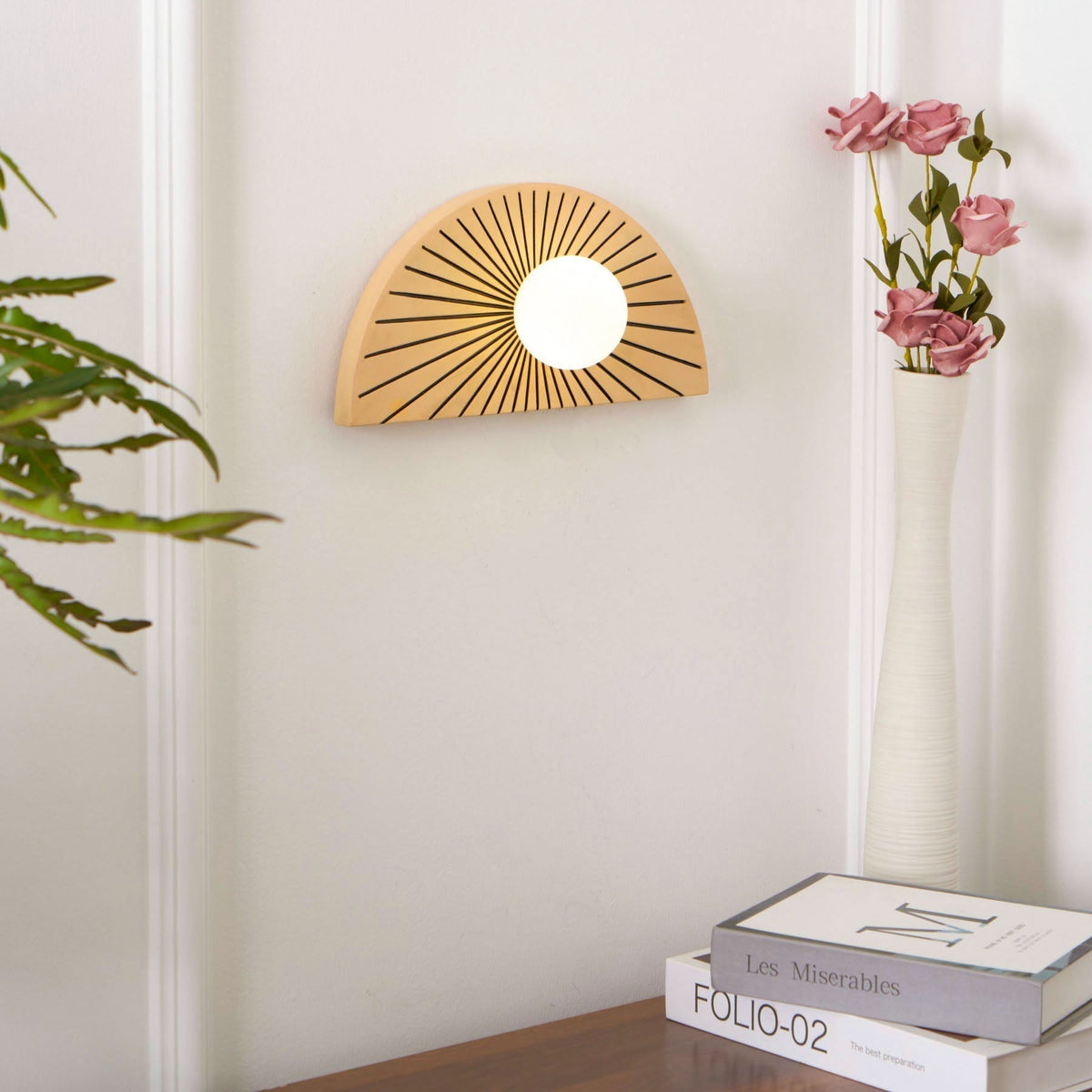 Celaelle Resin Glass Wall Lamp