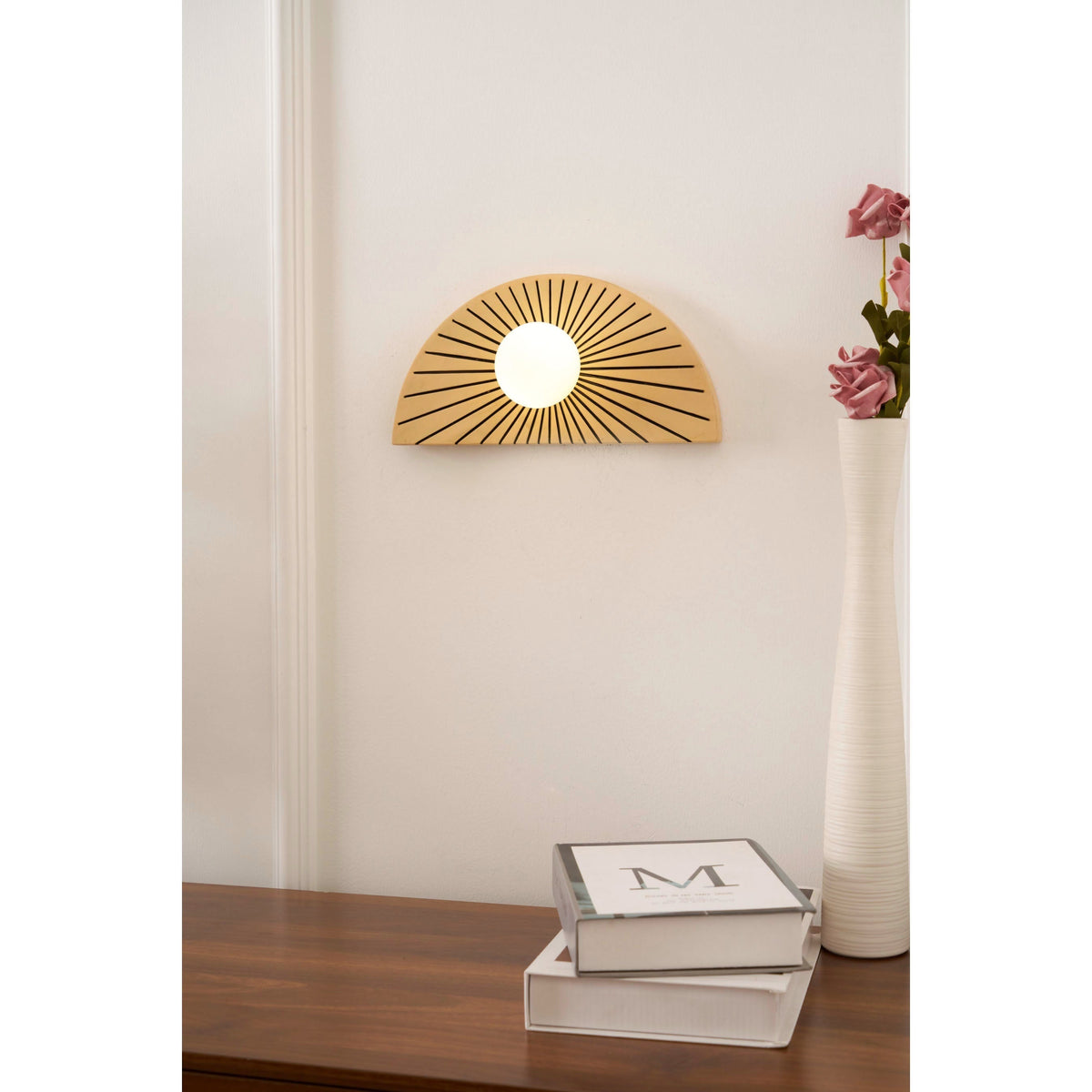 Celaelle Resin Glass Wall Lamp