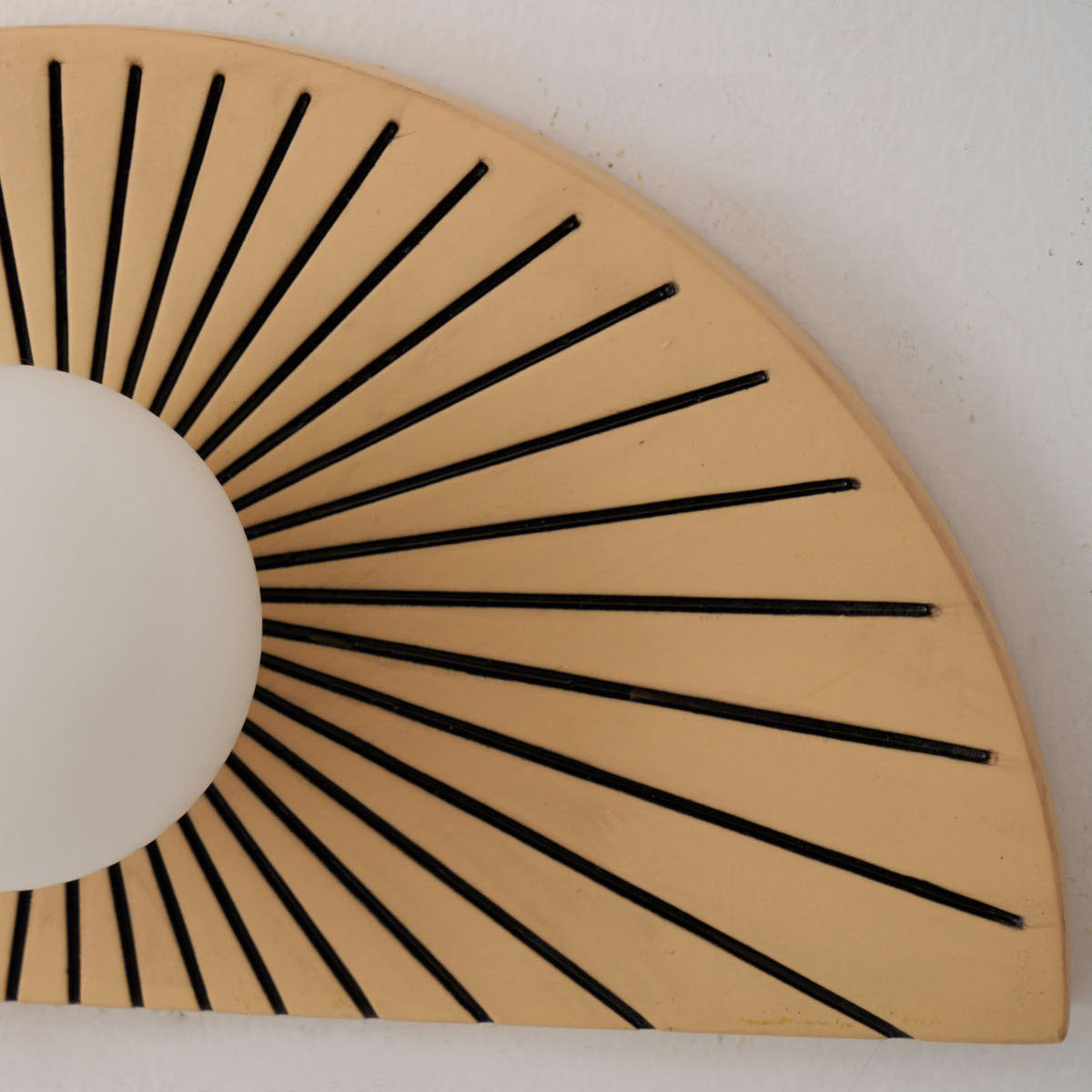 Celaelle Resin Glass Wall Lamp