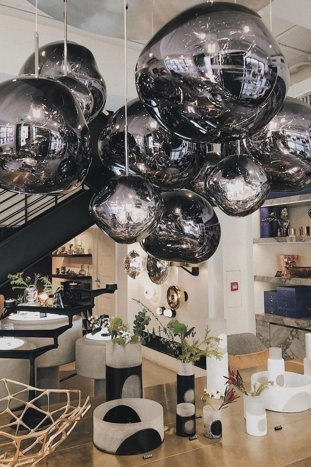 Aveneneria Spheres Pendant Lamp