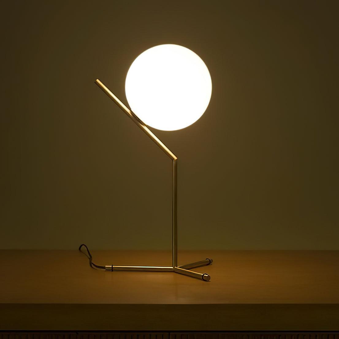 Velirelia Table Lamp