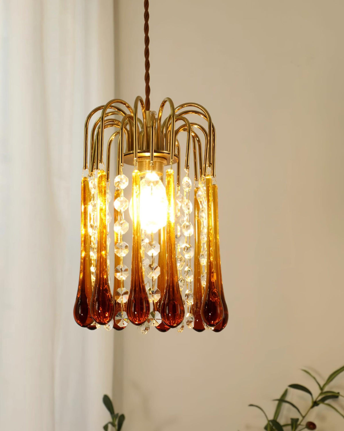 Mur Pendant Light