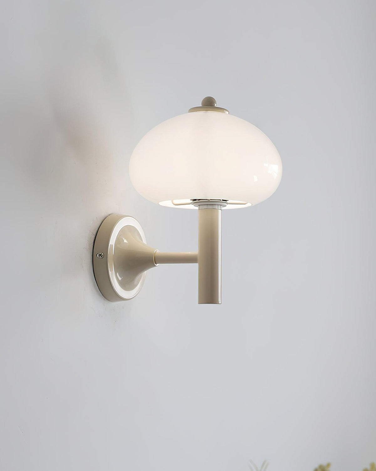 Fika Wall Lamp