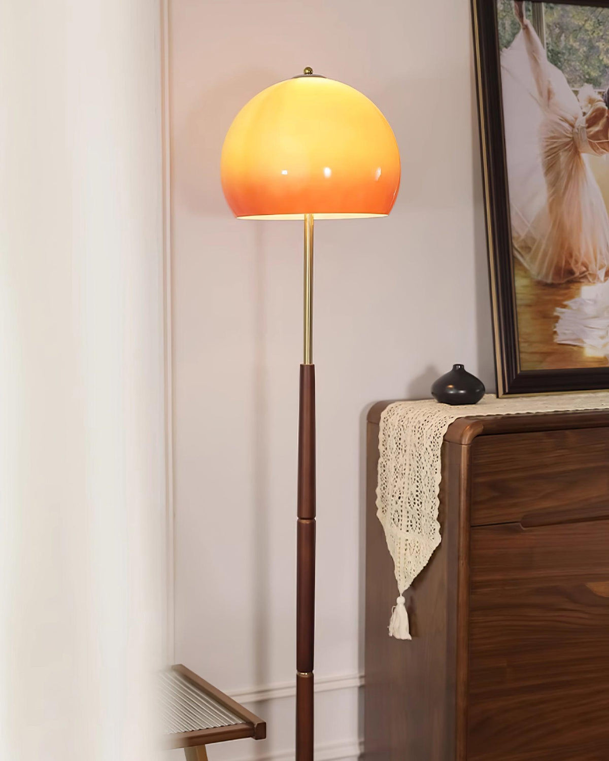 Lioreriella Floor Lamp