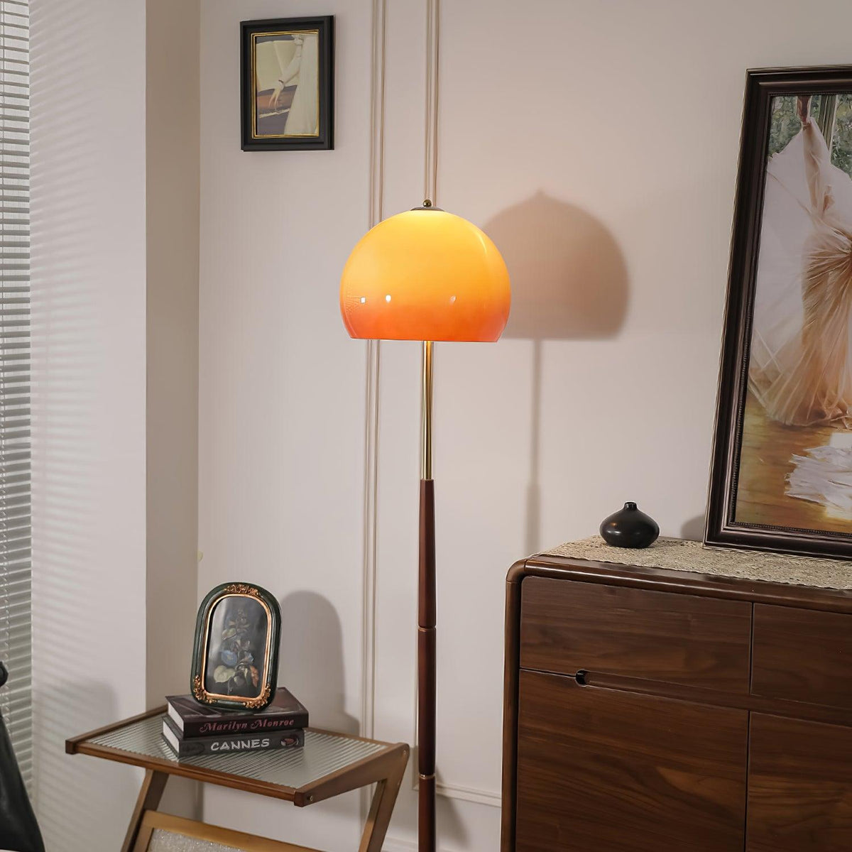 Lioreriella Floor Lamp