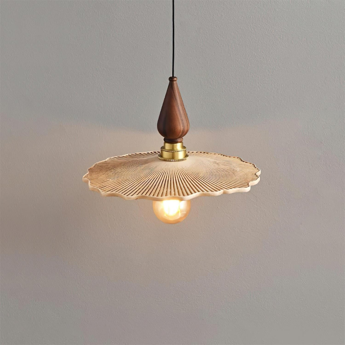 Yalli Pendant Light