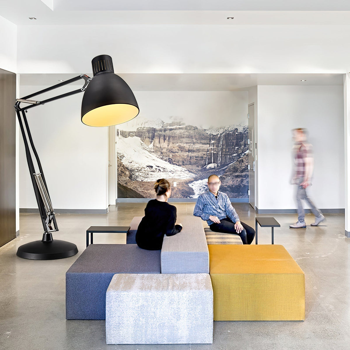 Naska Floor Lamp