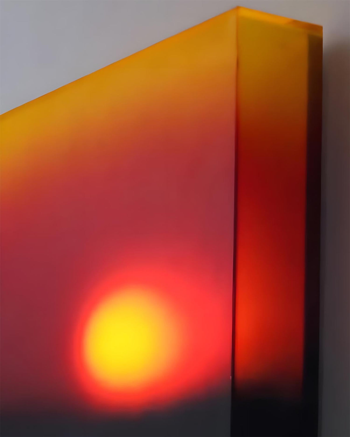 Mireraya Ember Wall Lamp