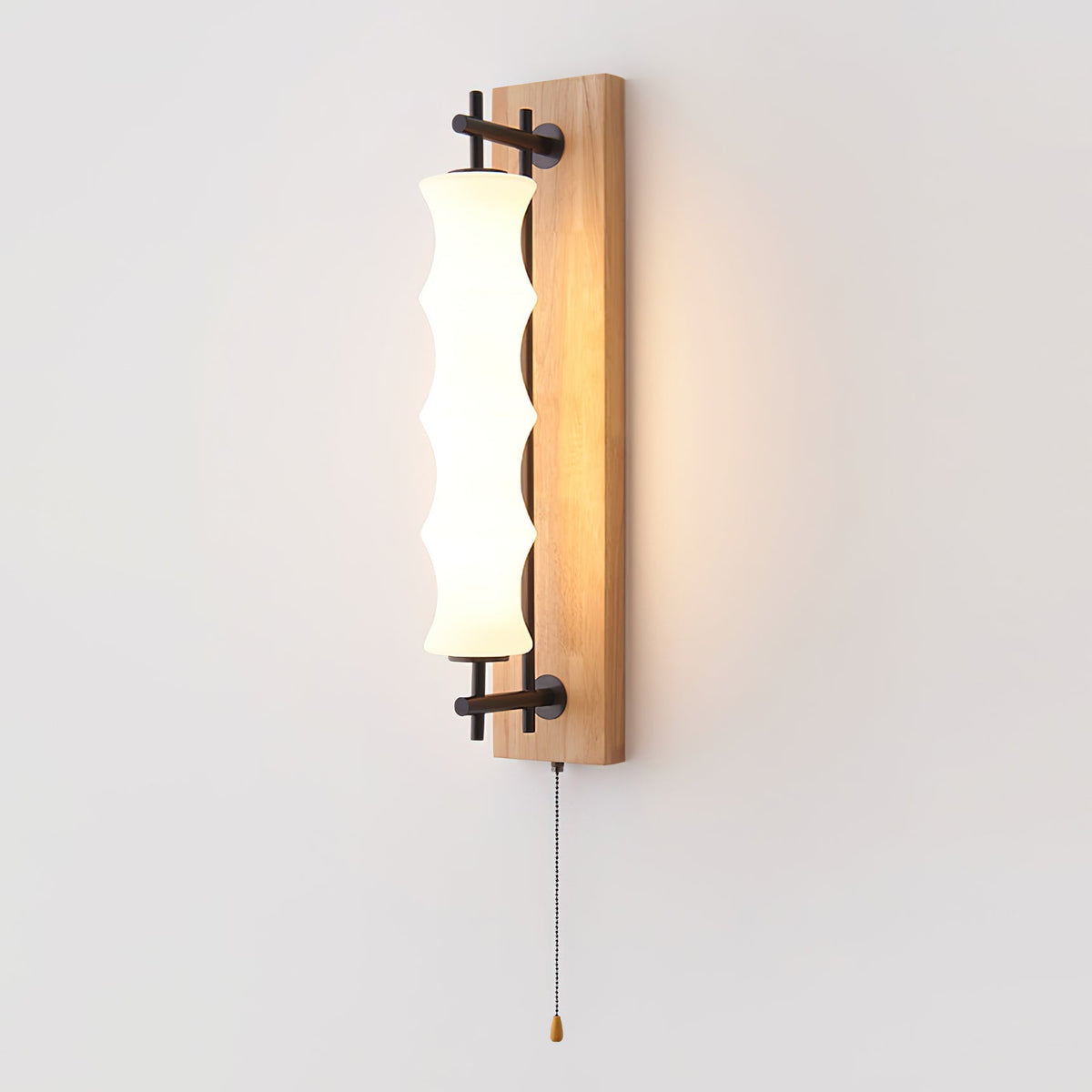 Eireelia Wavy Glass Wall Sconce