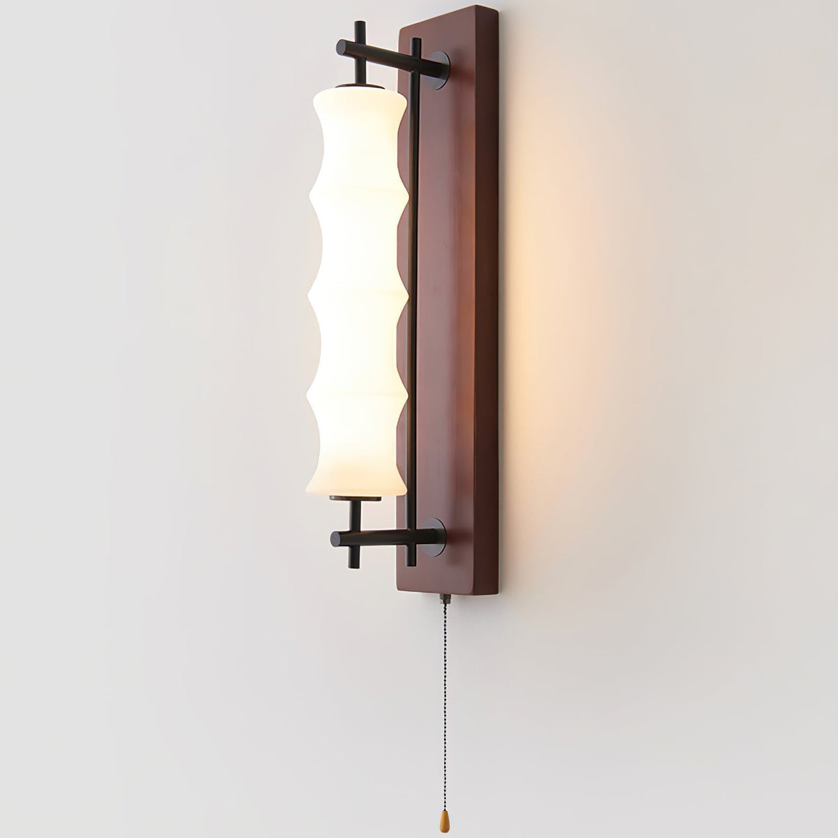 Eireelia Wavy Glass Wall Sconce