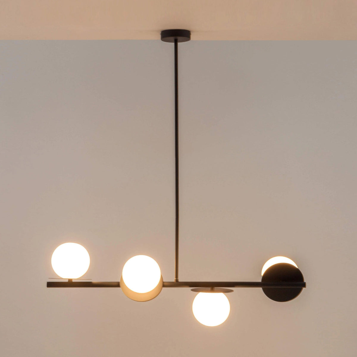 Cirisira Chandelier