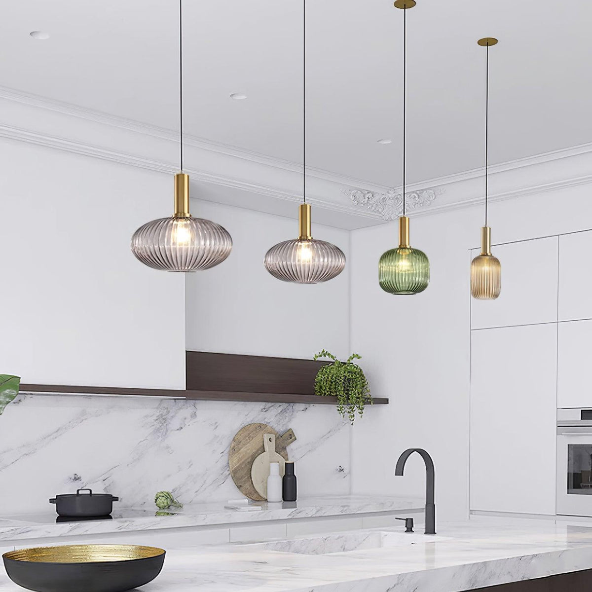 Miralelia Ribbed Pendant Lamp