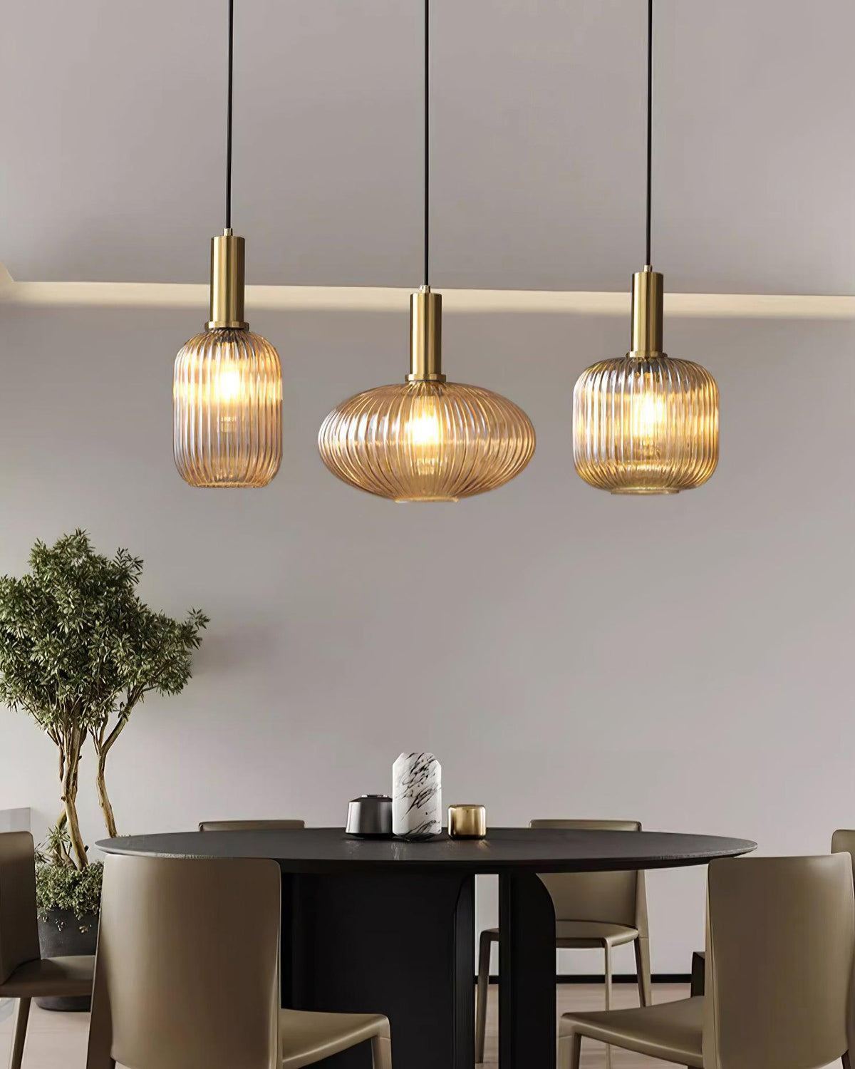 Miralelia Ribbed Pendant Lamp