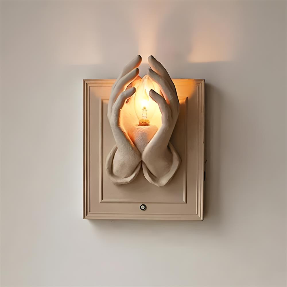 Lioriviella Wall Sconce
