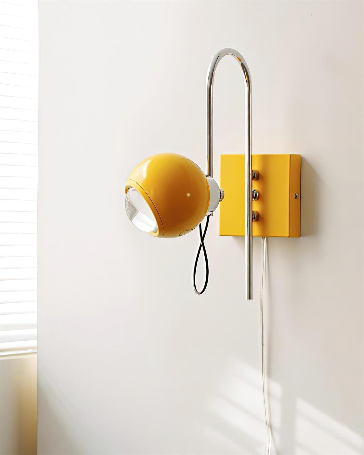 Selarira Wall Lamp