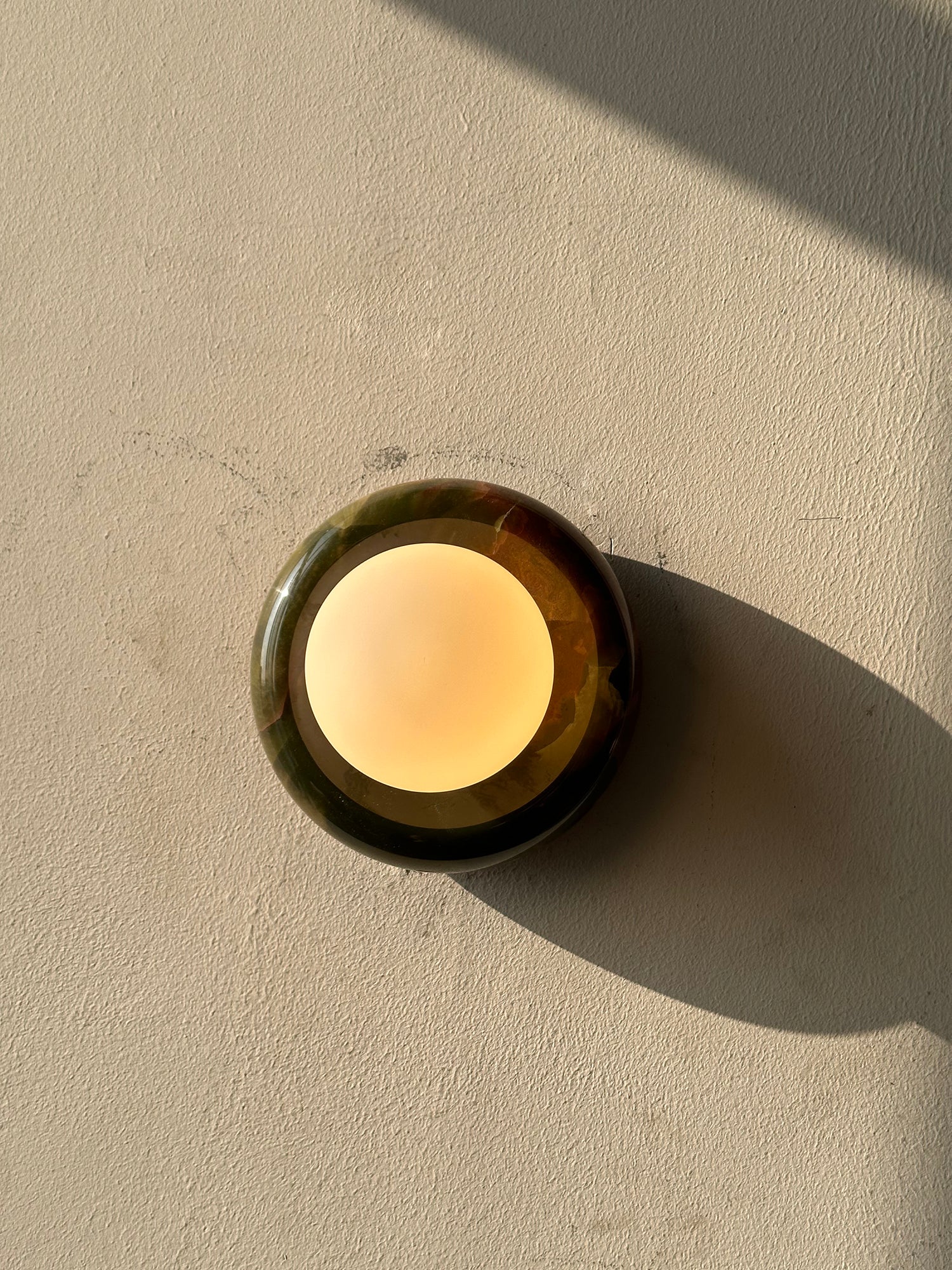 Cemaros Jade Glass Wall Lamp