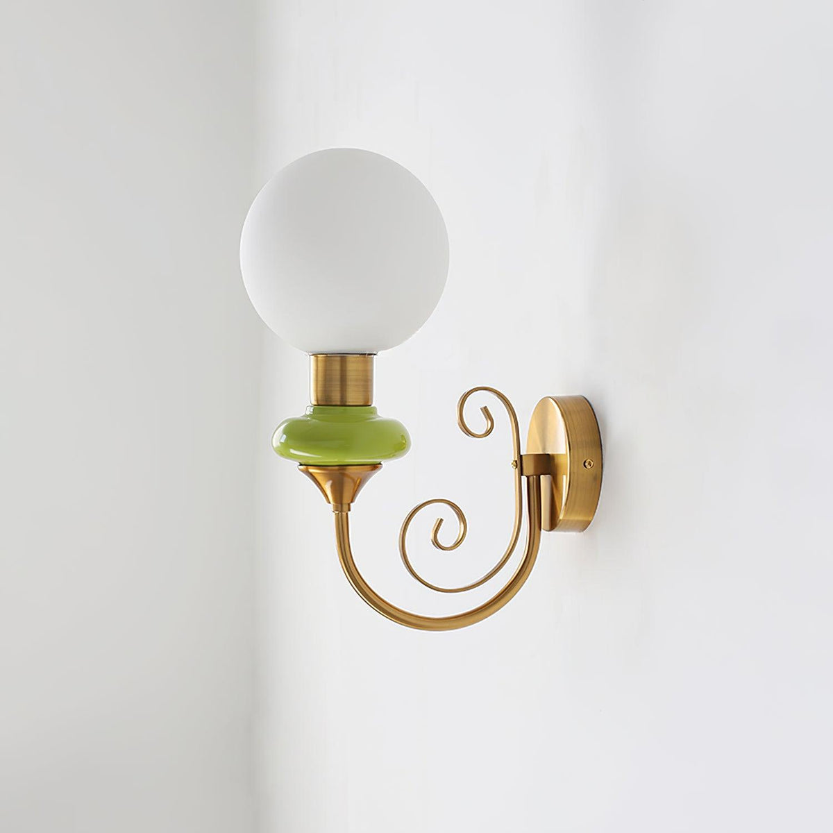 Teriearia Wall Lamp