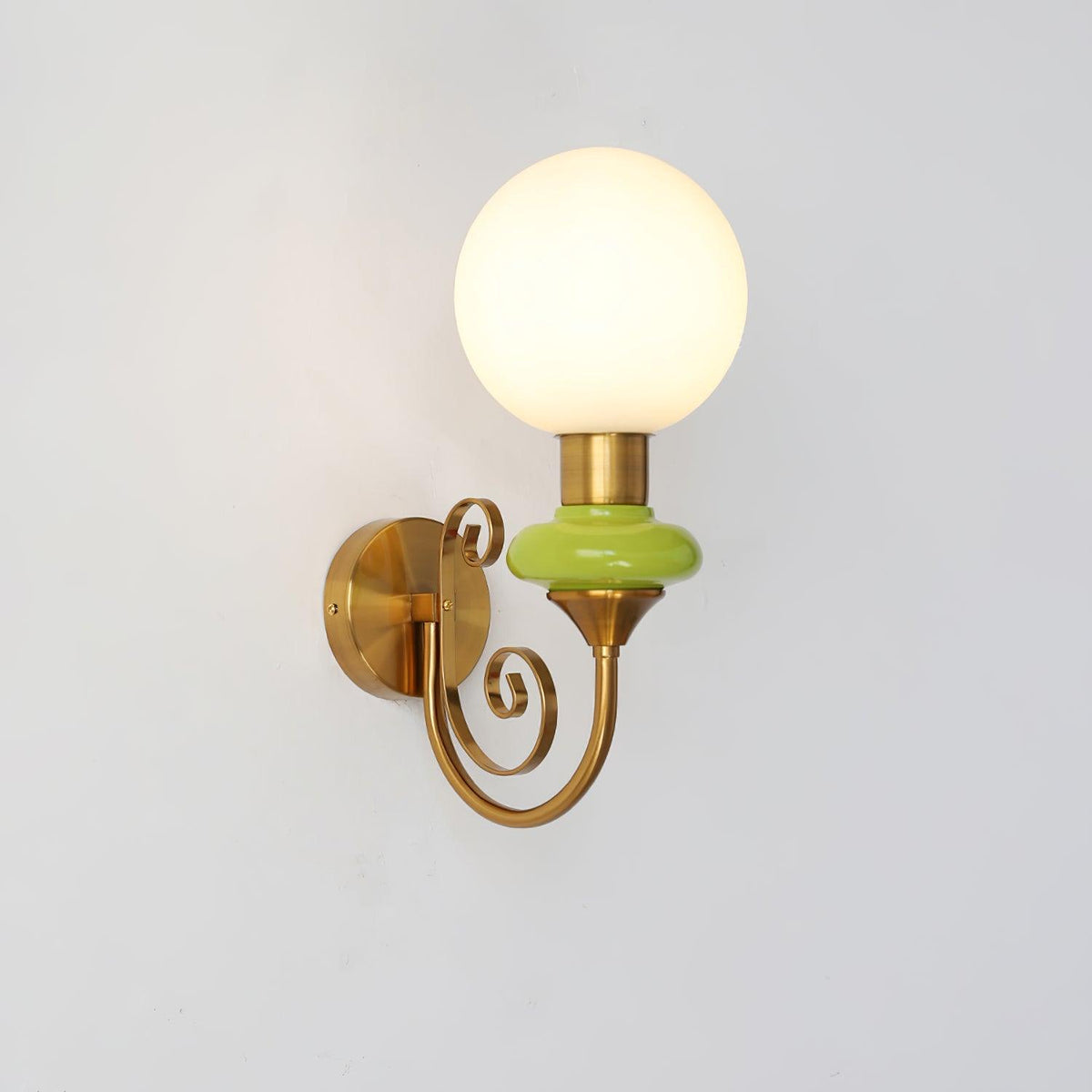 Teriearia Wall Lamp