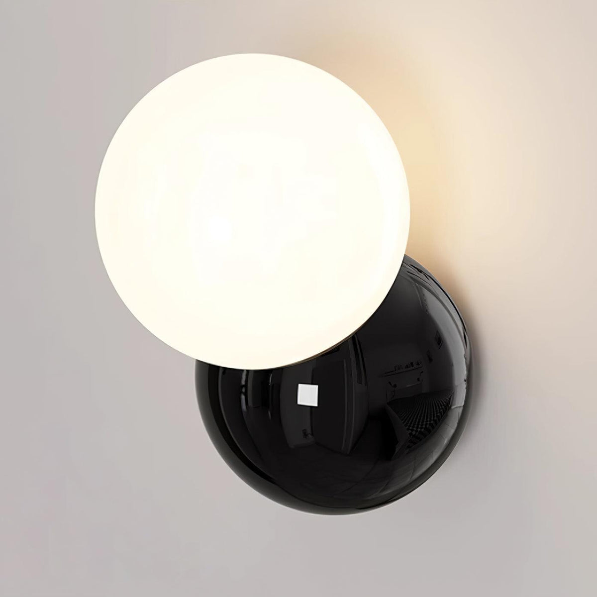 Sorelora Wall Lamp