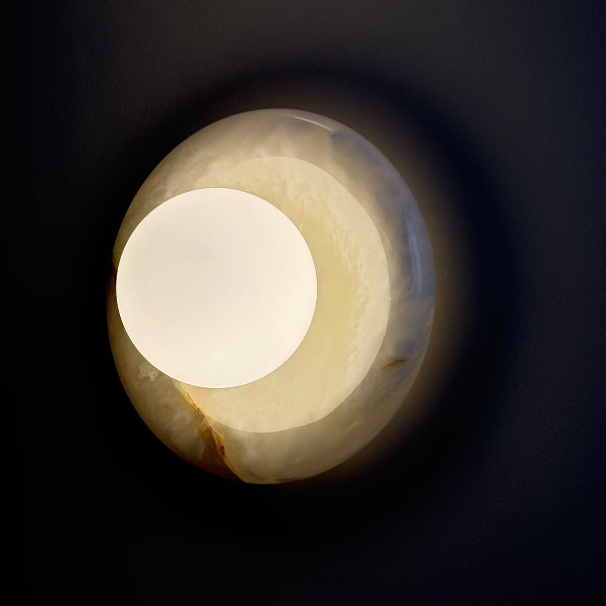 Notivuru Marble Indoor Wall Sconce