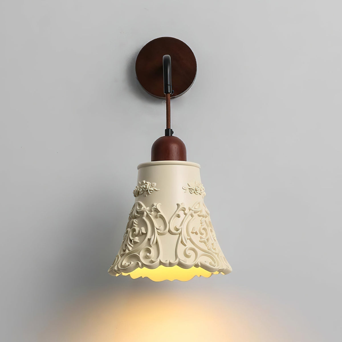 Avenalira Wall Lamp