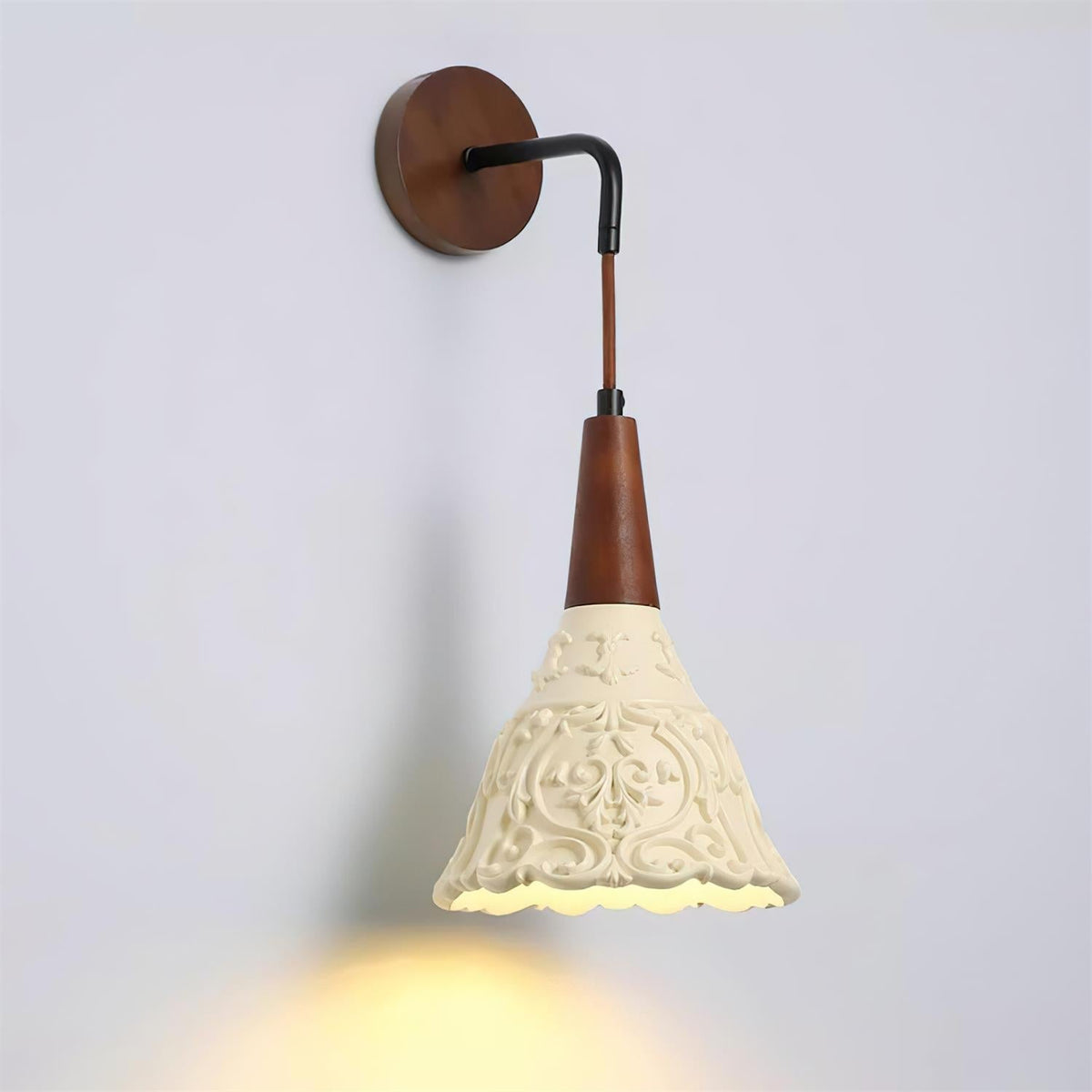 Avenalira Wall Lamp