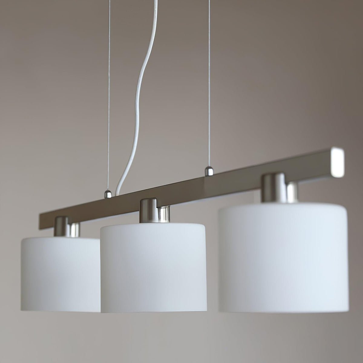 Hebedul White Cluster Pendant Light, 3 Heads, Metal/Glass